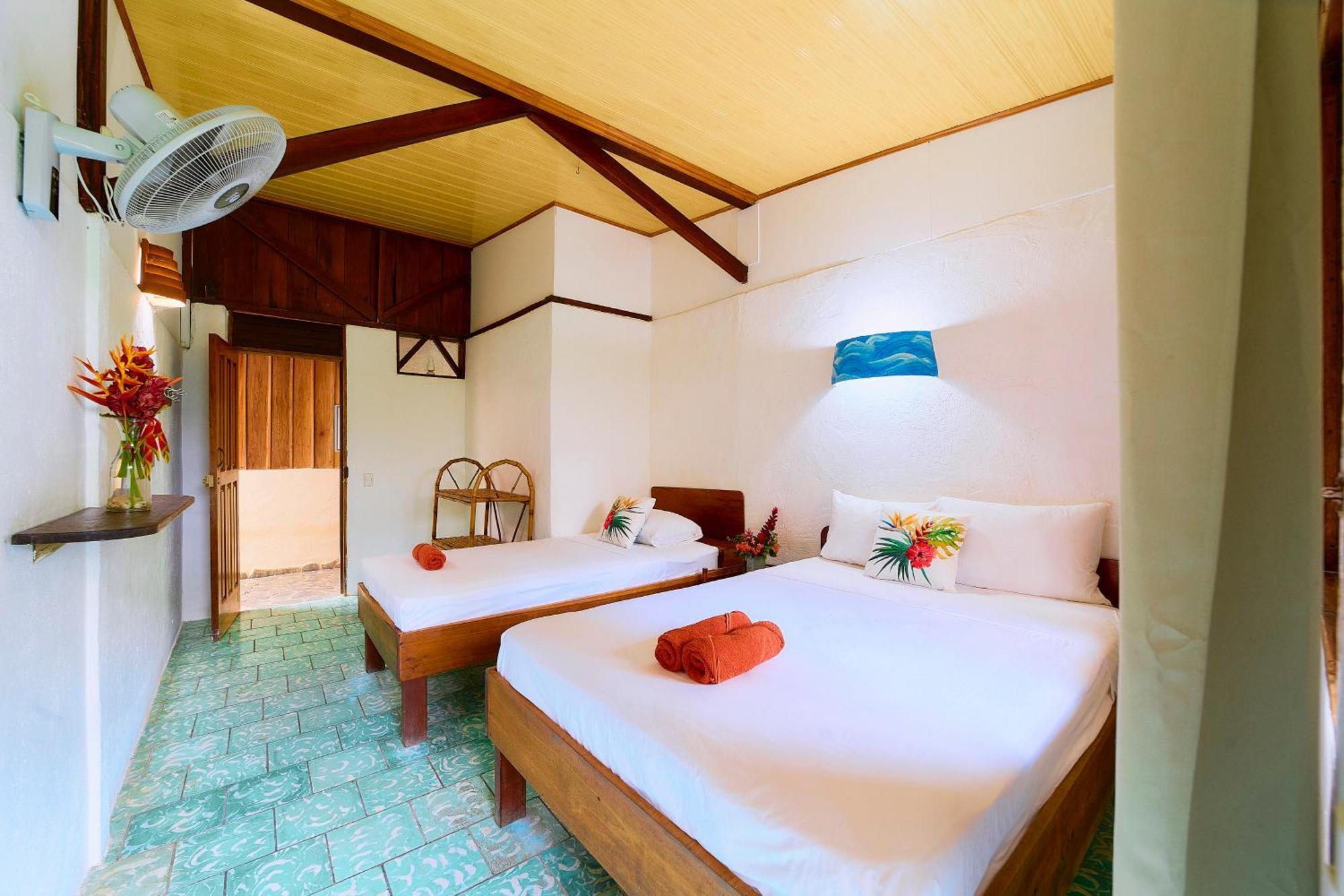 Cabinas Montesol Puerto Viejo de Talamanca Kültér fotó