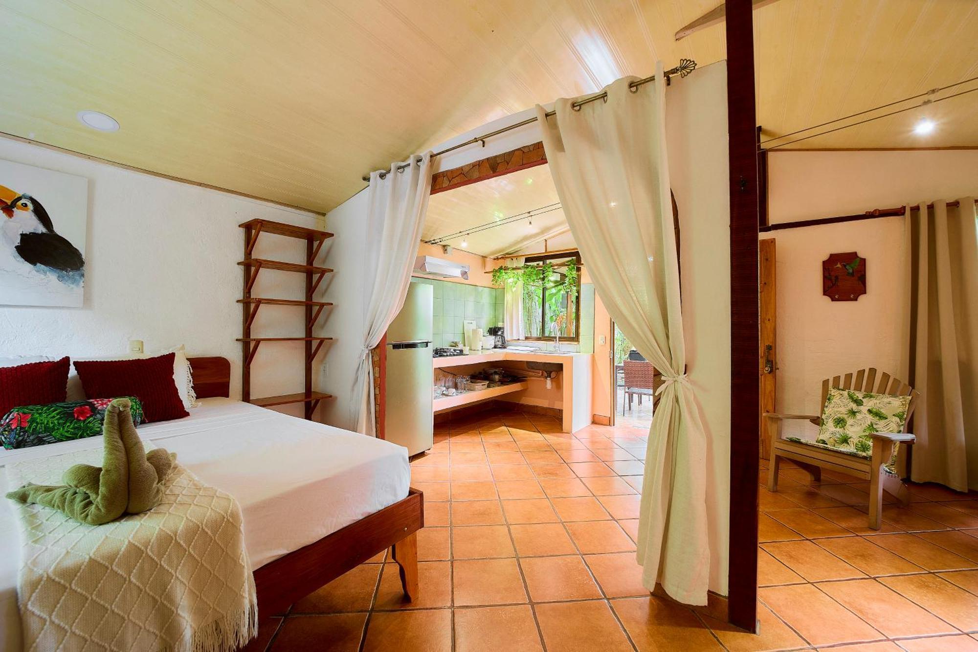 Cabinas Montesol Puerto Viejo de Talamanca Kültér fotó