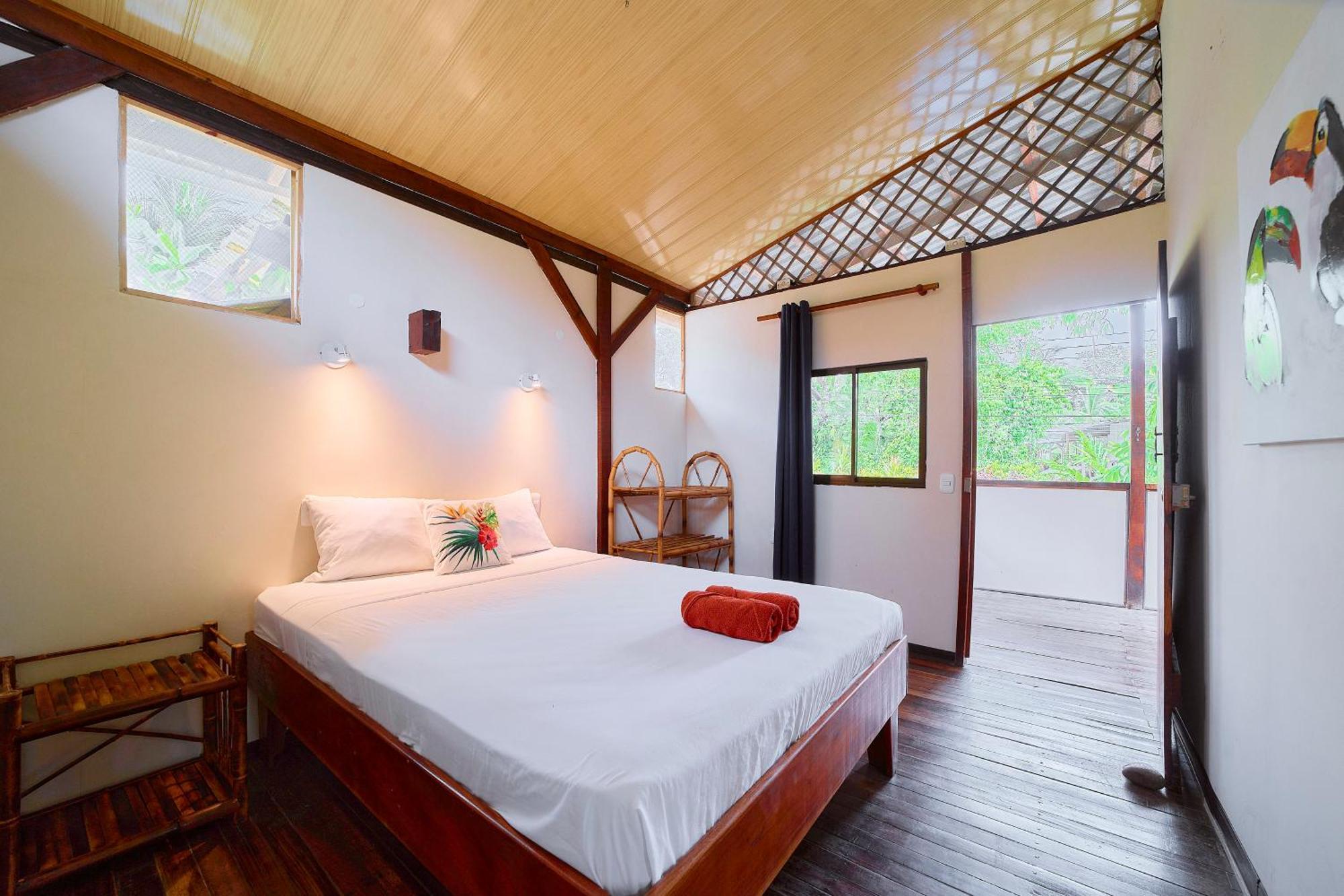 Cabinas Montesol Puerto Viejo de Talamanca Kültér fotó