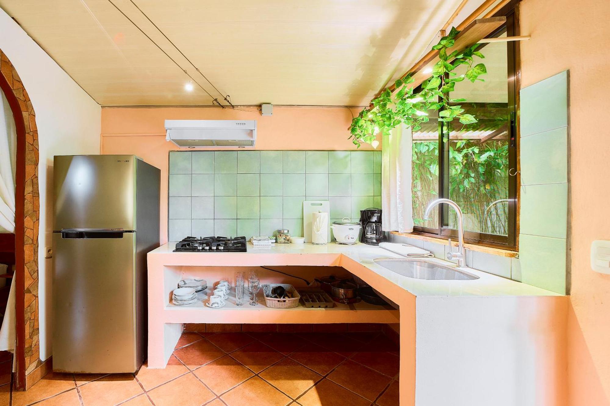 Cabinas Montesol Puerto Viejo de Talamanca Kültér fotó