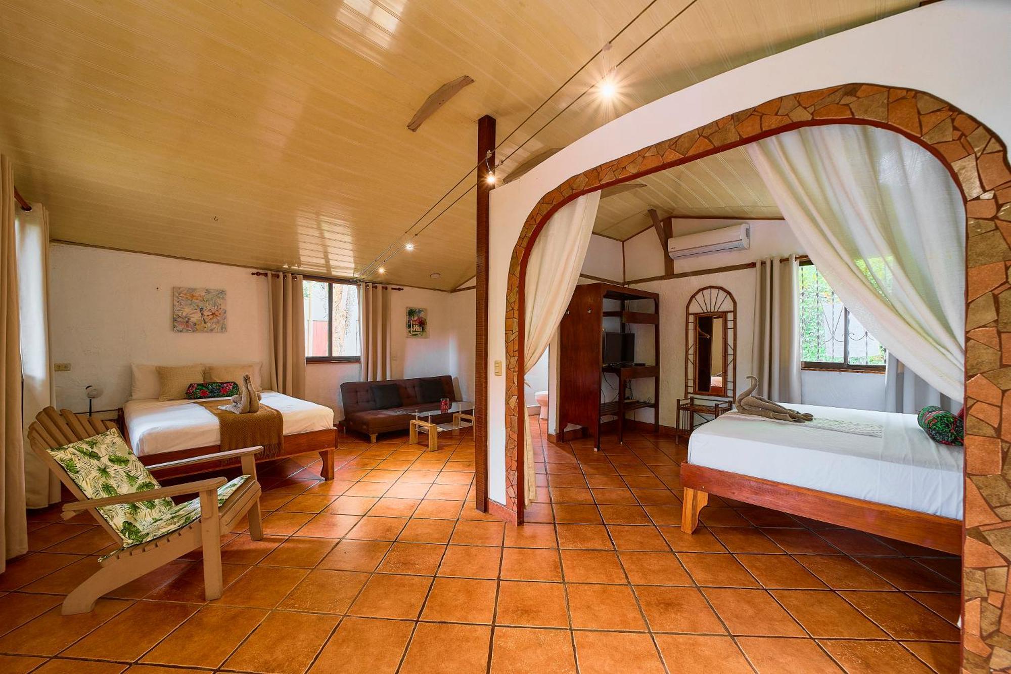Cabinas Montesol Puerto Viejo de Talamanca Kültér fotó