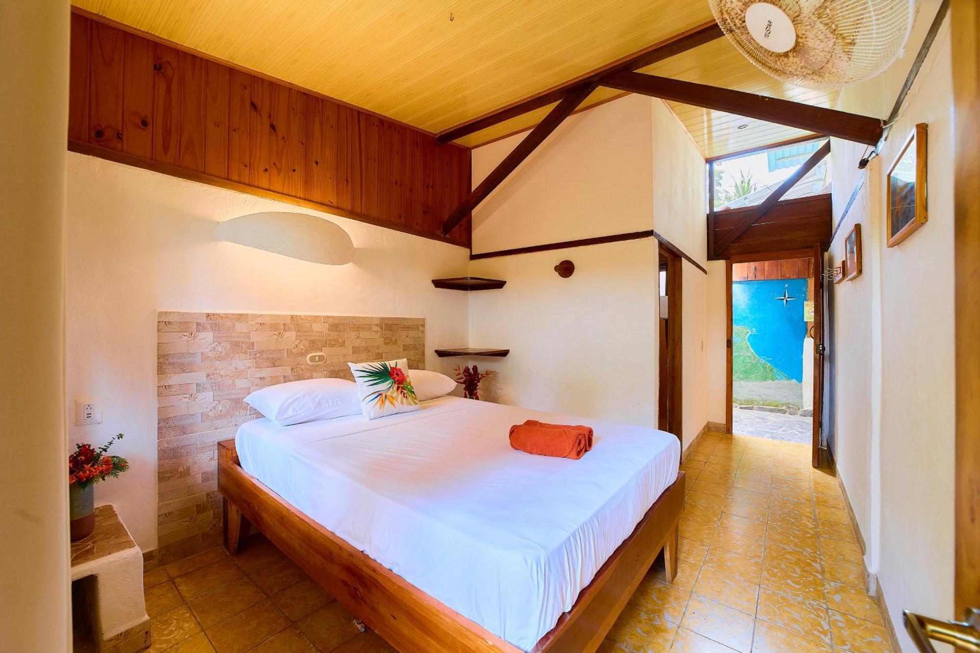 Cabinas Montesol Puerto Viejo de Talamanca Kültér fotó