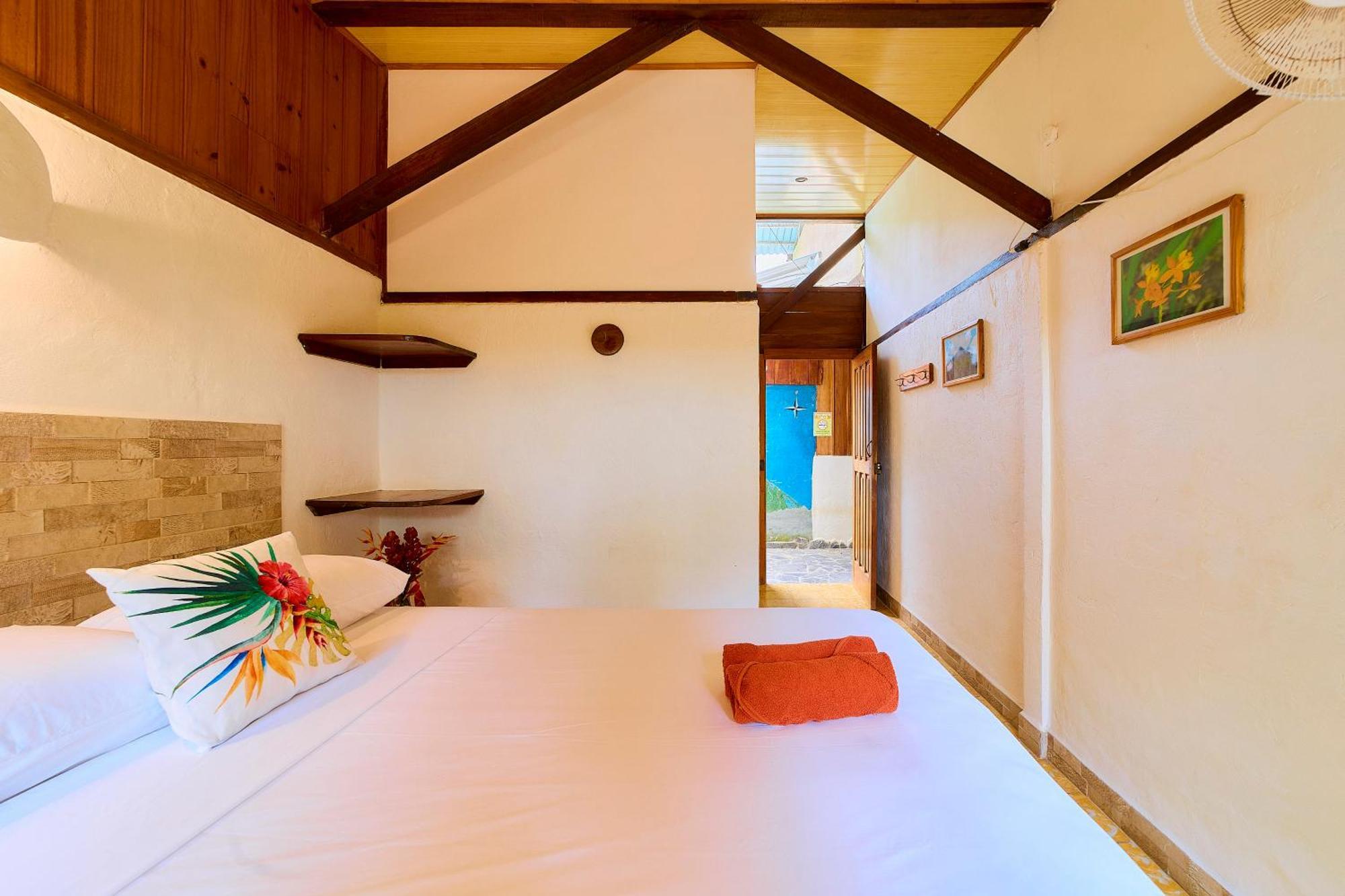 Cabinas Montesol Puerto Viejo de Talamanca Kültér fotó